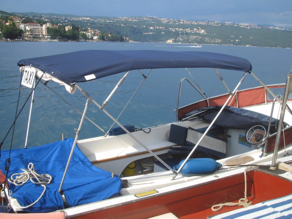 Bimini tenda